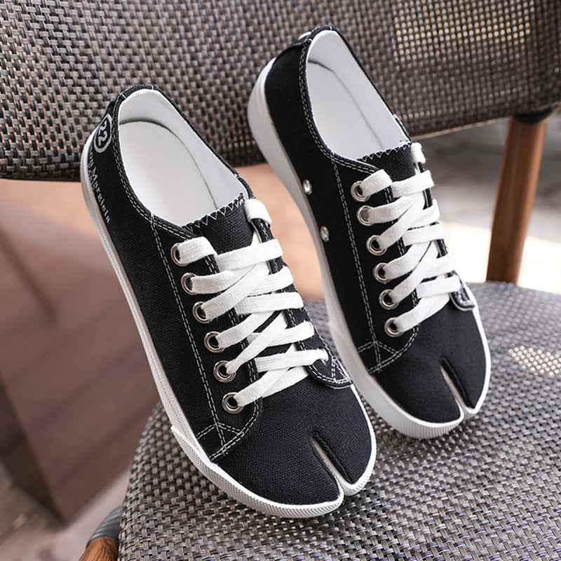 Ink Female Slip-on Trotter Horseshoe Split Toes Canvas Shoes