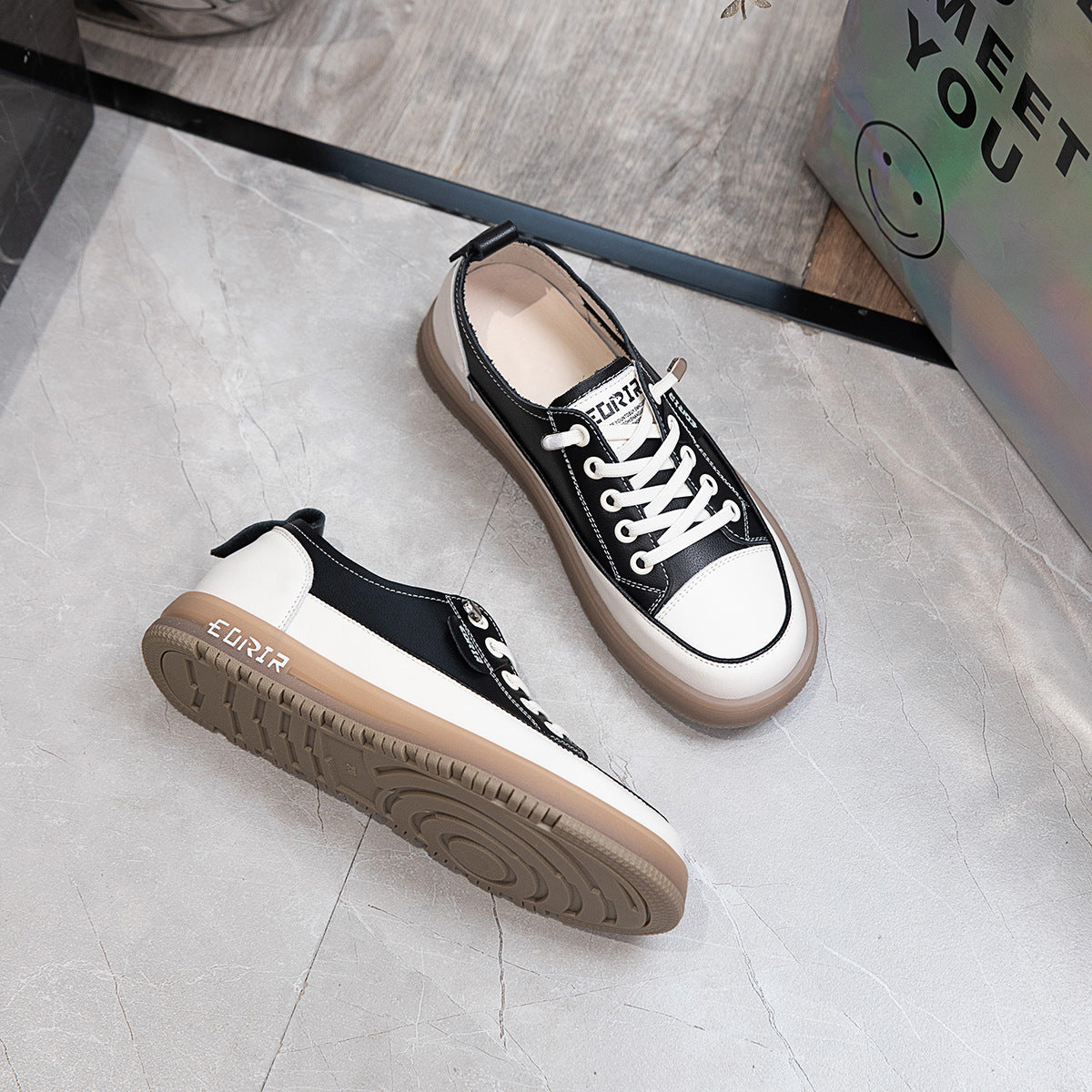 Women's Outsole Small Single-layer Elastic Band Lazy Sneakers