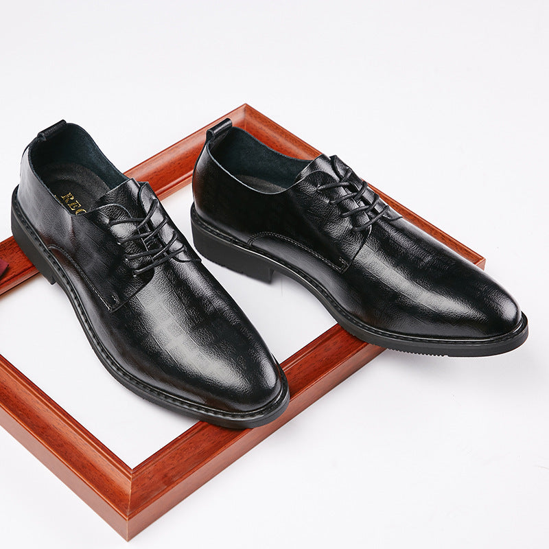 Men's Embossed Business Formal Soft Bottom Comfortable Leather Shoes