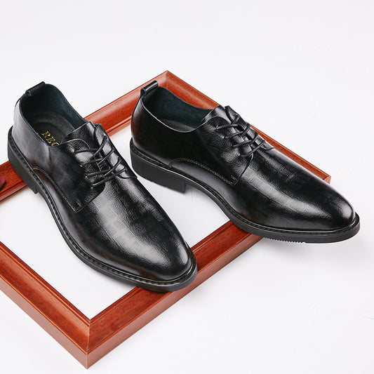 Men's Embossed Business Formal Soft Bottom Comfortable Leather Shoes