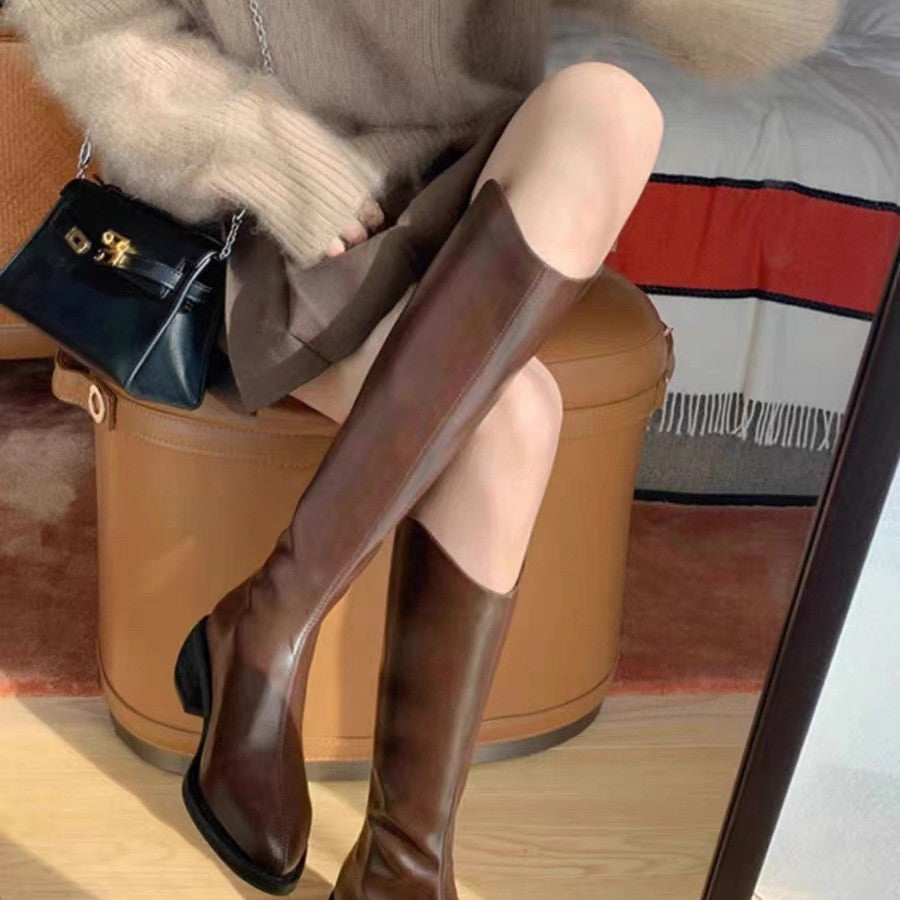 Knight Female British Style V Cut Boots