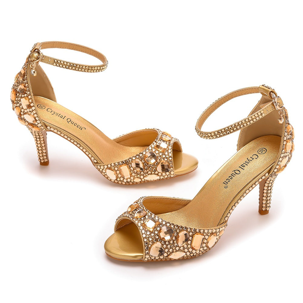 Low-cut Buckle Plus Size Round Toe Heels