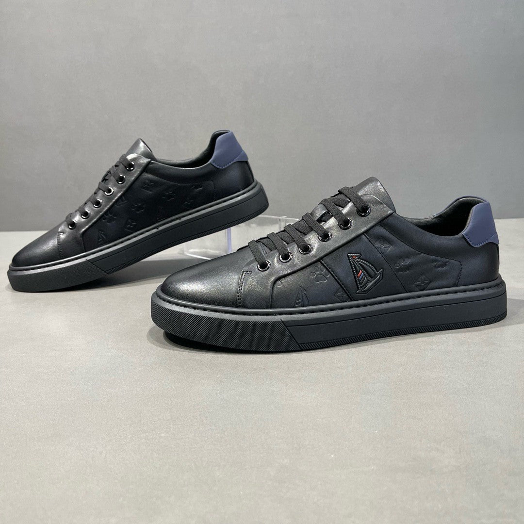 Men's Trendy Light Luxury Slip-on Lazy Men's Board Shoes