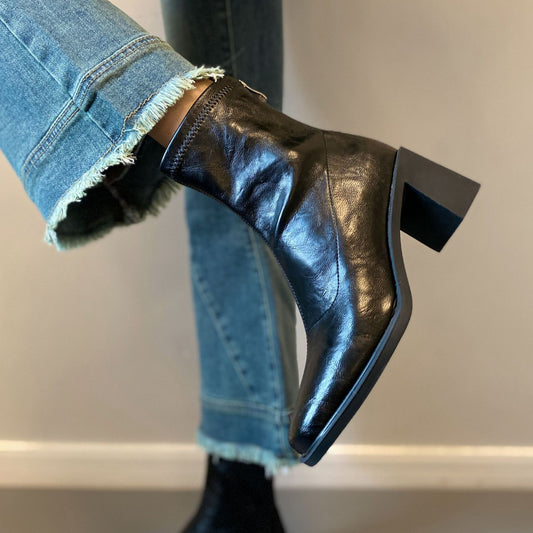Cowhide Ankle Commuter High Stretch Thin Boots
