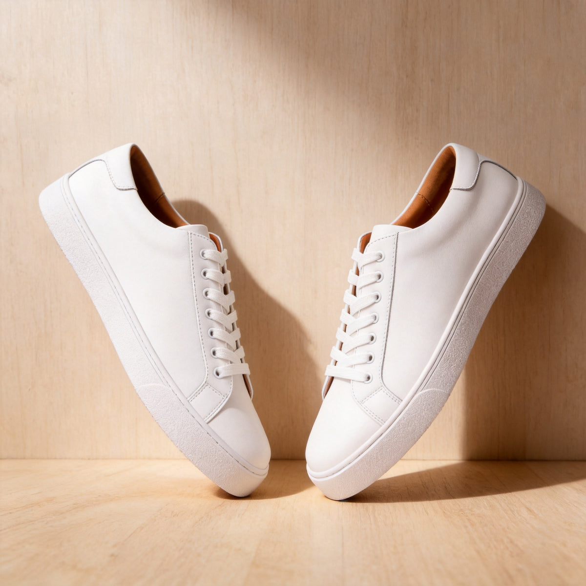 Men's Extra Large Retro White Versatile Business Genuine Soft Soled Men's Board Shoes