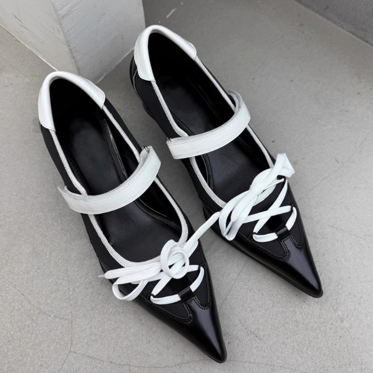 Bow Black Pointed Sports Ballet Shaped Sneakers