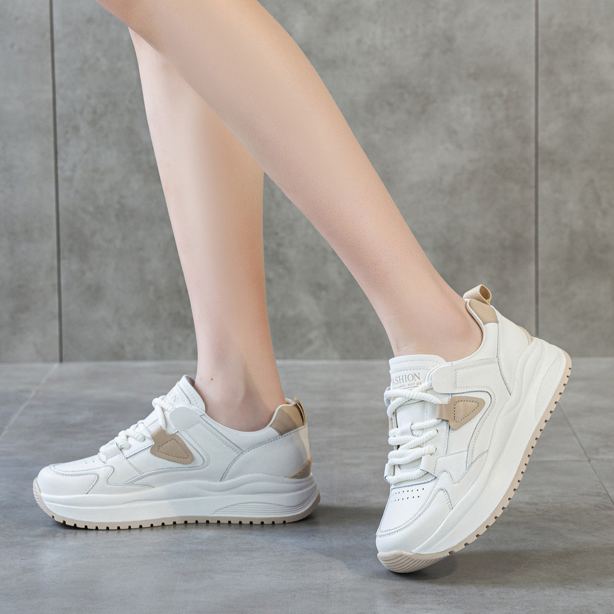 Women's Lightweight Soft Sole Thick Bottom Inner Height Women's Casual Shoes