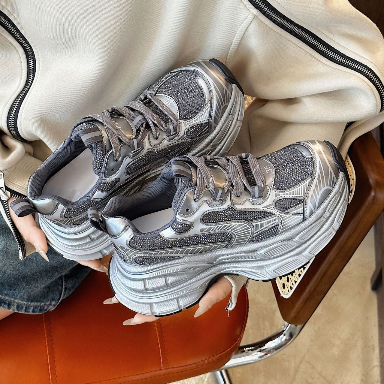 Women's Fashion Rhinestone Height Increased Lightweight Soft Sole Sneakers