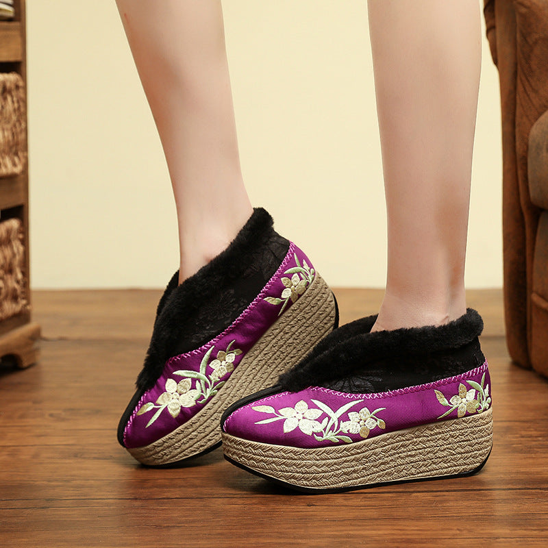 Women's Thick-soled Ethnic Embroidered Trendy Slip-on Women's Shoes