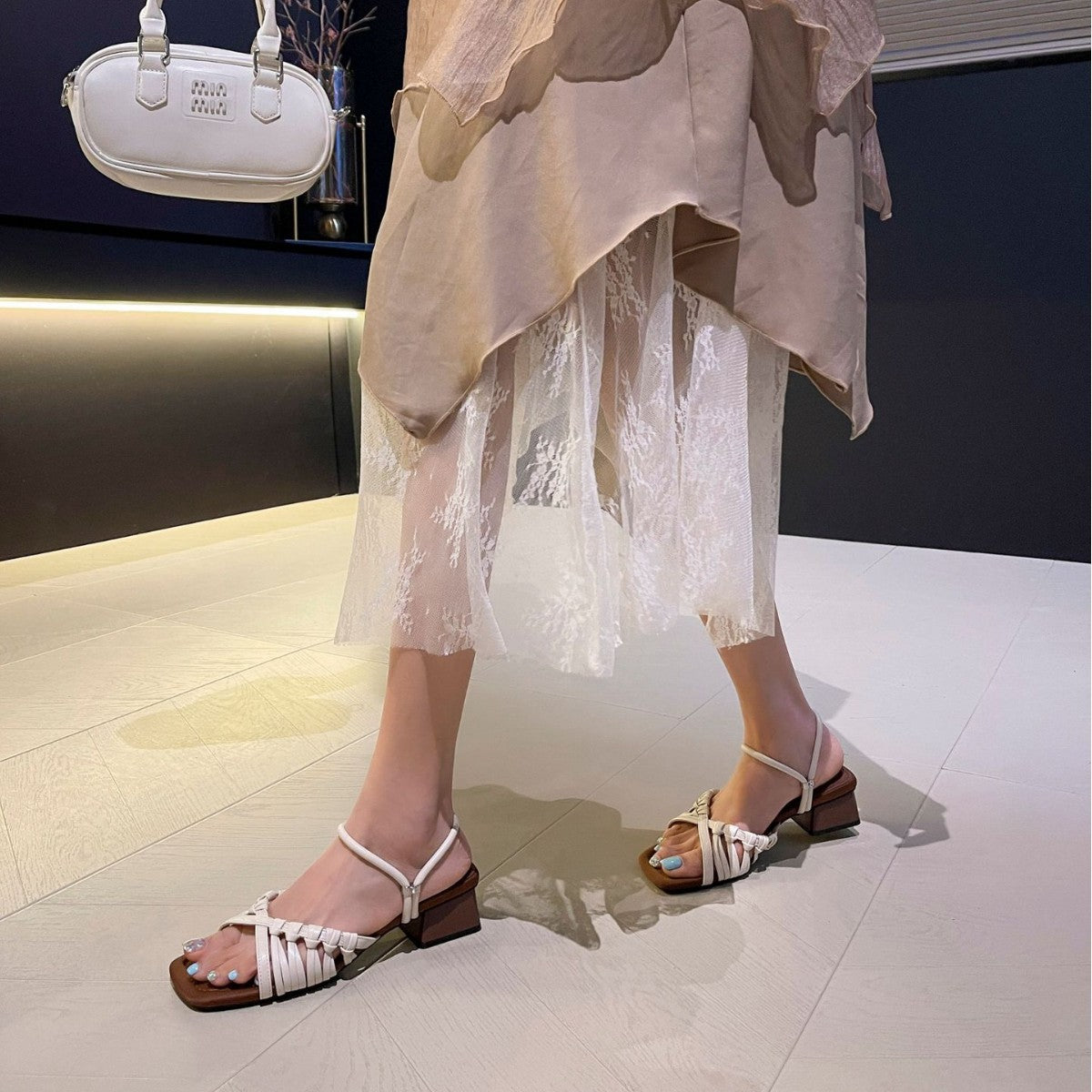 Temperament Woven Strap Open Toe Chunky Heels