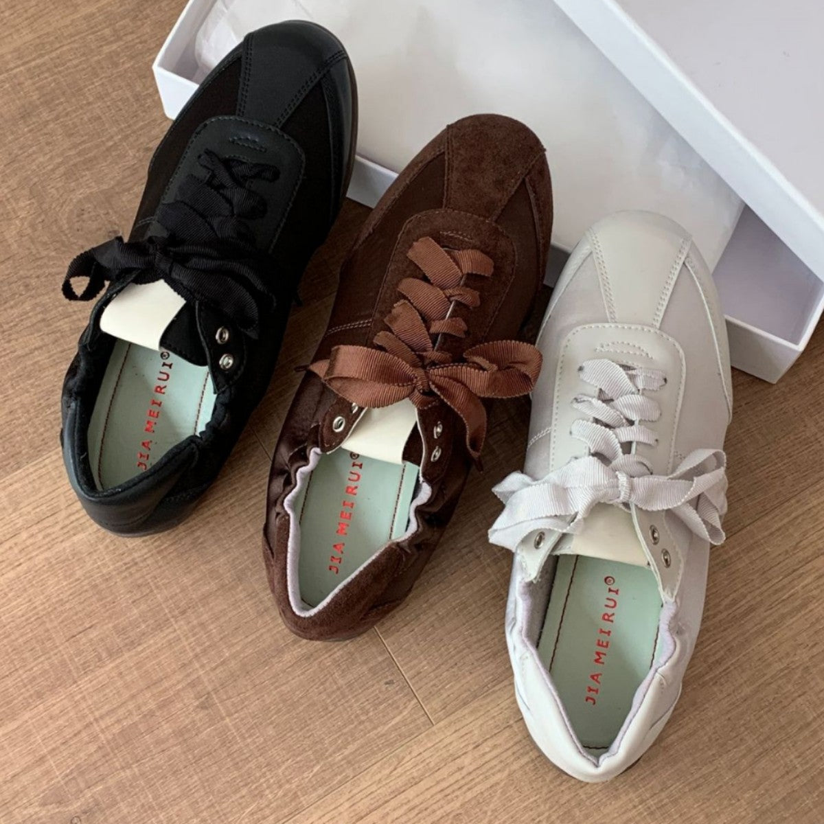 Women's Sweet Round Head Satin Board Bow Women's Sports Shoes