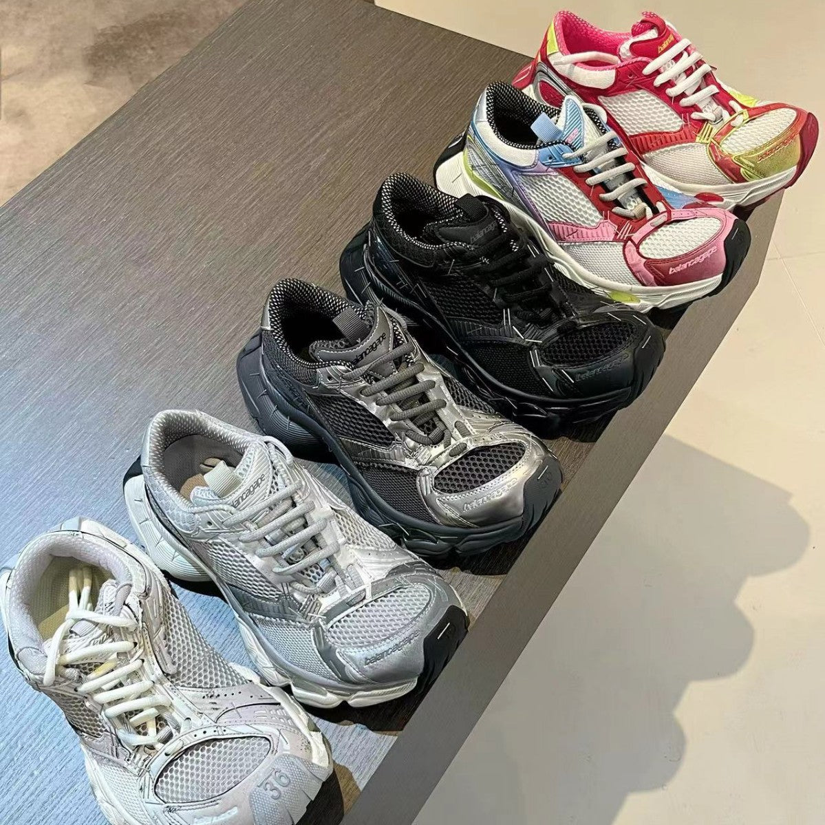 Autumn Stapler Dad Retro Distressed Thick Bottom Sneakers