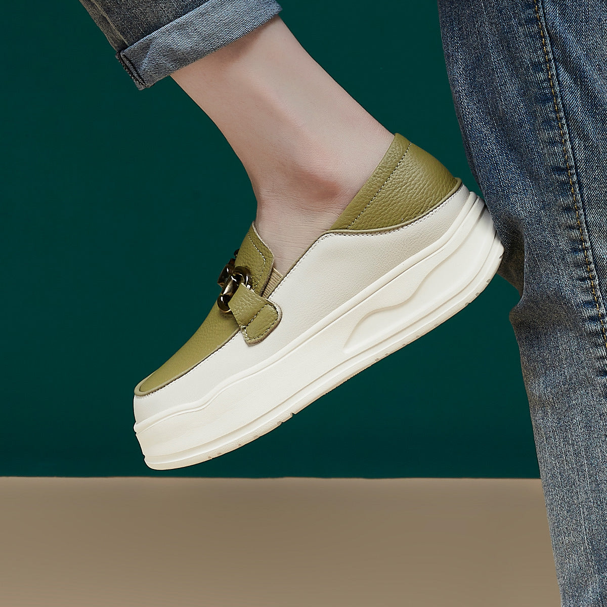 Women's Top Layer Cowhide Easy Wear Trendy Casual Shoes