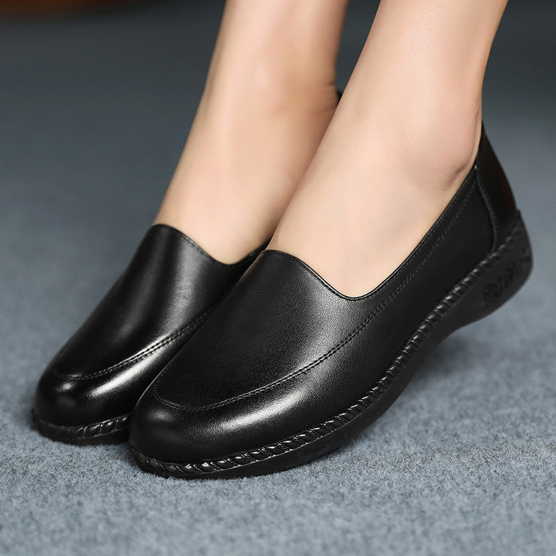 Women's Spring Comfortable Flat Elderly Soft Soles Casual Shoes