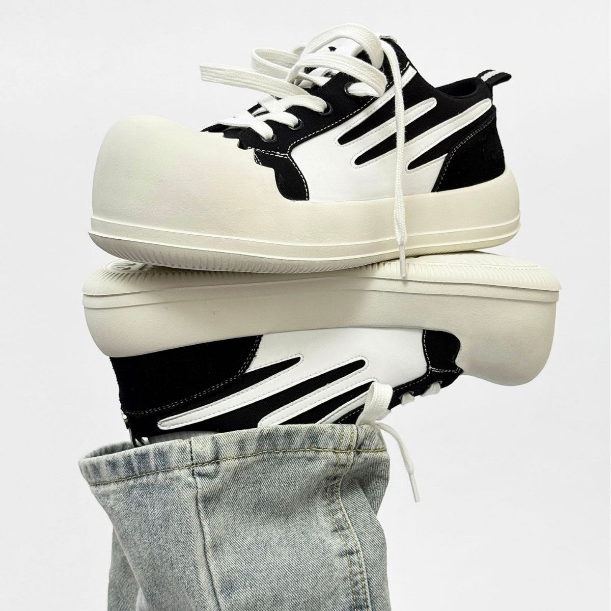 Shell For Lovers Sports Bread Milk Sneakers