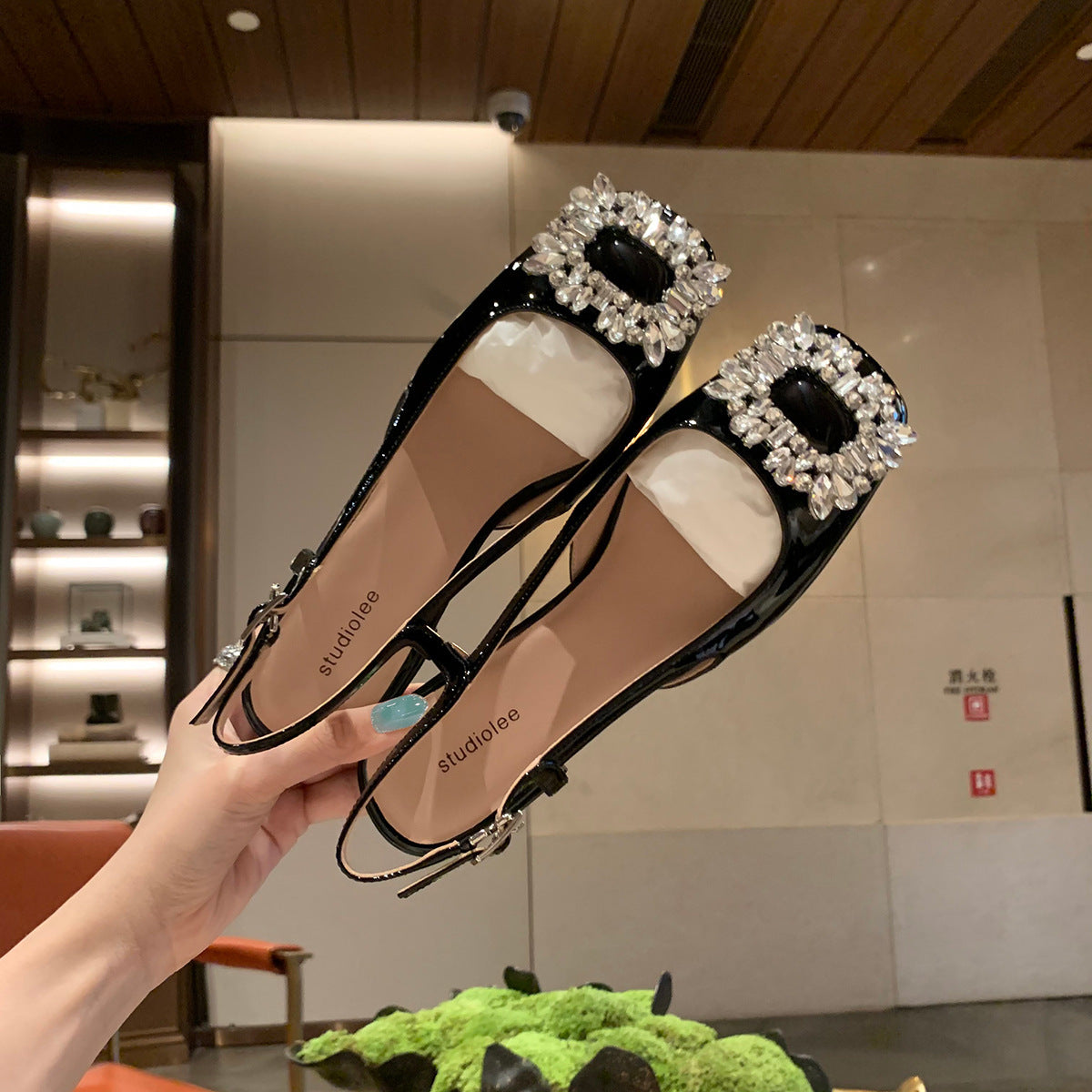 Women's Low-cut Back Empty Square Buckle Mary Jane Sandals