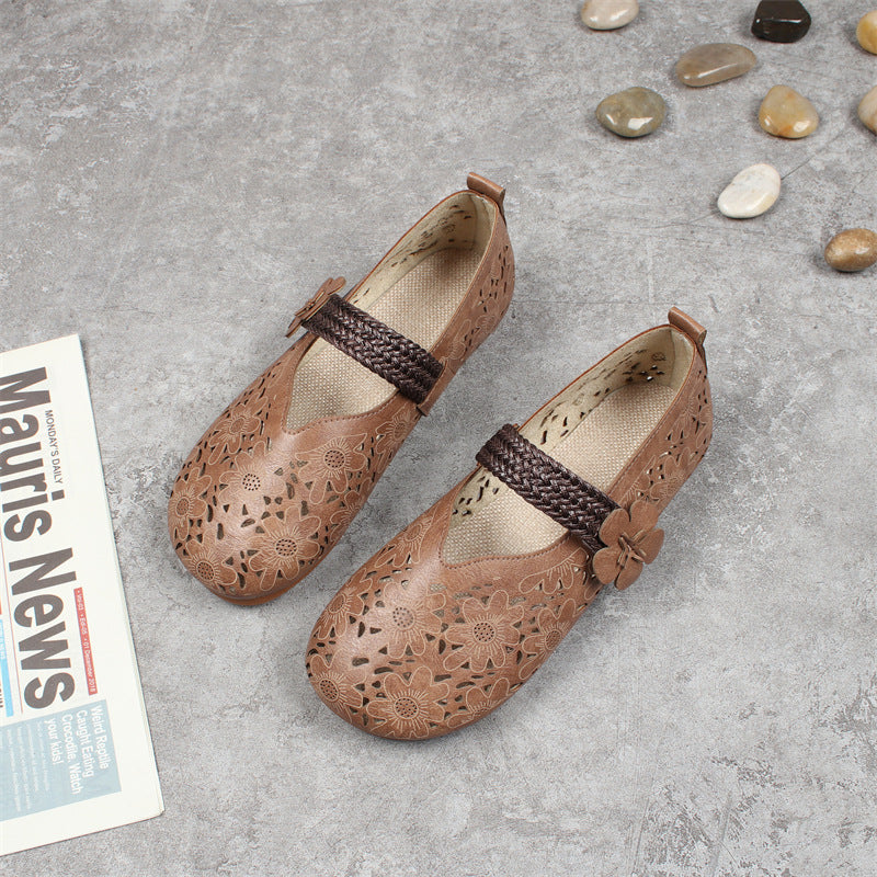 Women's Artistic Retro Flat Round Toe Hole Sandals