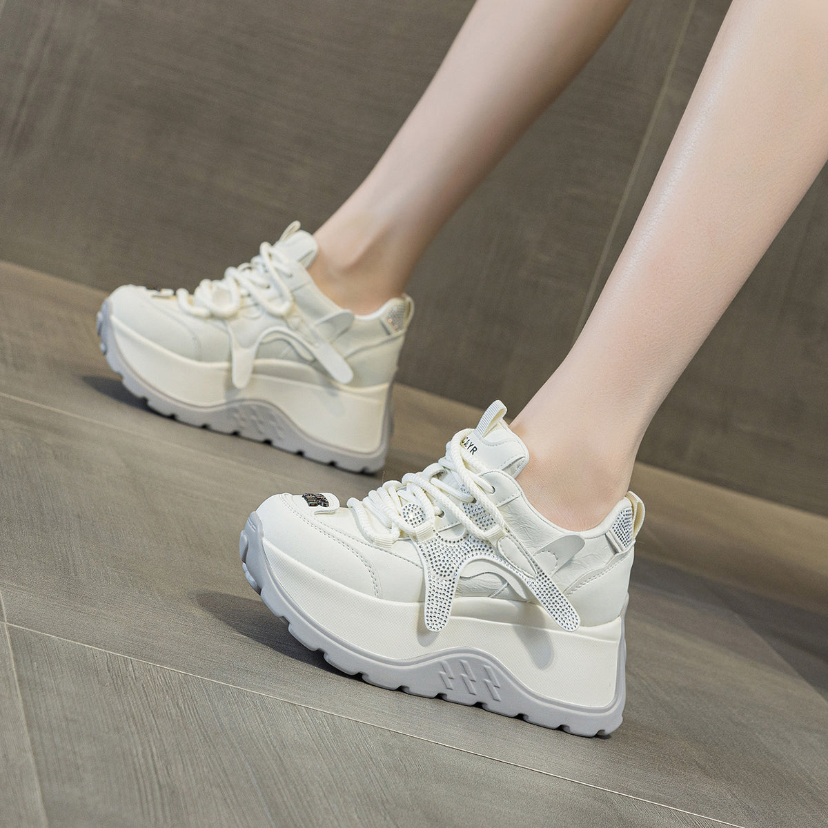 Women's Fashion Platform Height Increasing German Training Daddy Women's Sports Shoes