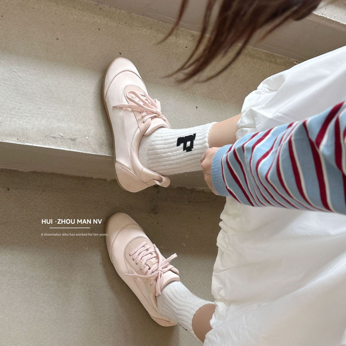 Women's Vintage Satin German Training Spring Round Toe Women's Sports Shoes