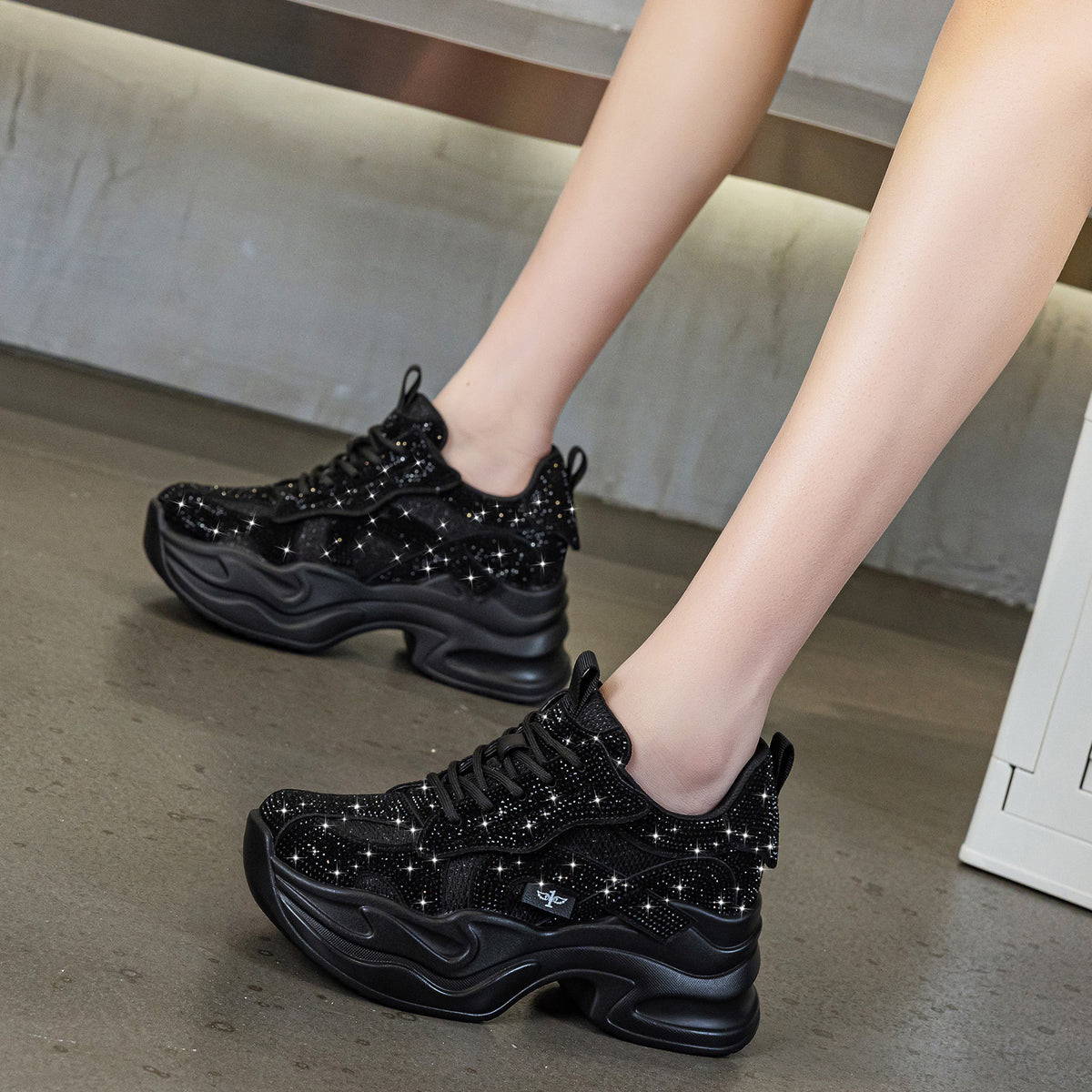 Women's Platform Muffin Height Increasing Insole Dad Mesh Breathable Light Running Sneakers