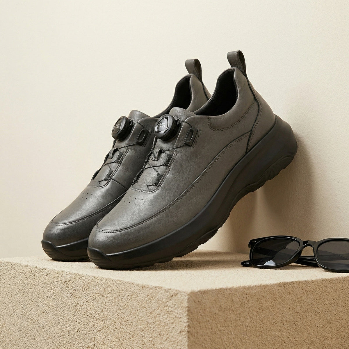Men's Platform Rotating Buckle Lightweight Heighten Soft Men's Casual Leather Shoes