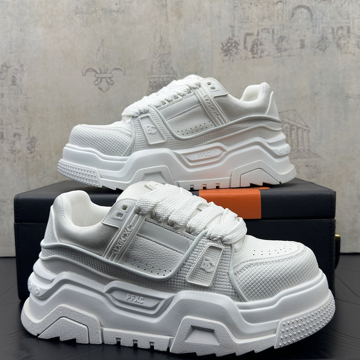 Men's Thick Bottom Inner Height Increasing Board Super Popular Bread Men's Casual Leather Shoes