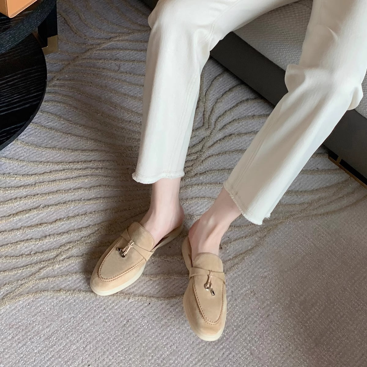 Women's Fleece-lined Sheepskin Version Tassel Lock Flat Slip-on Lofter Soft Loafers