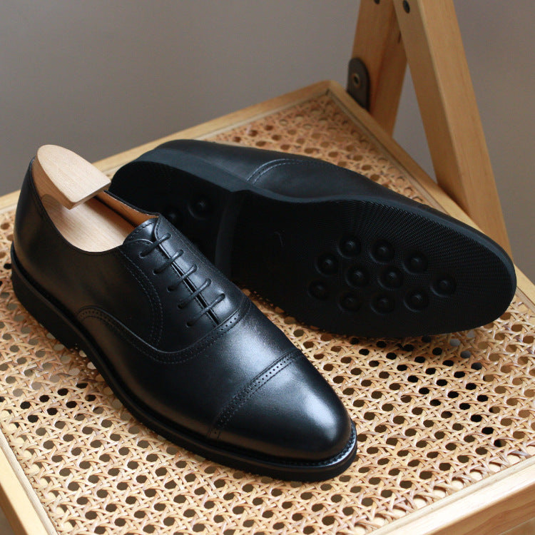 Men's Foam Outsole Comfortable Lightweight Carved Business Suit Leather Shoes