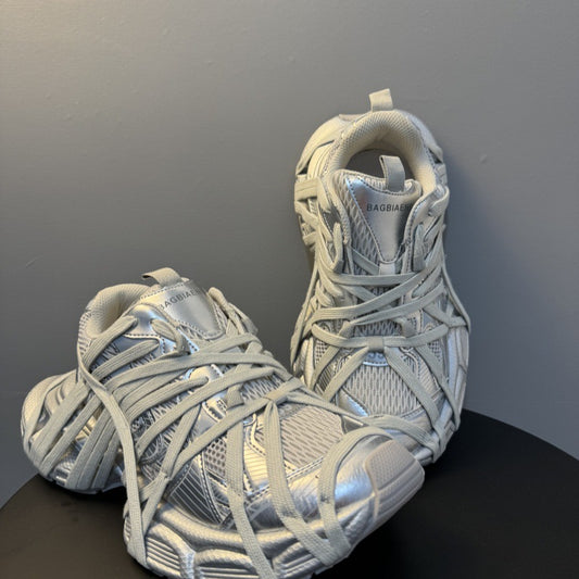 Dirty Thick Bottom Heightened Dad Strap Sneakers
