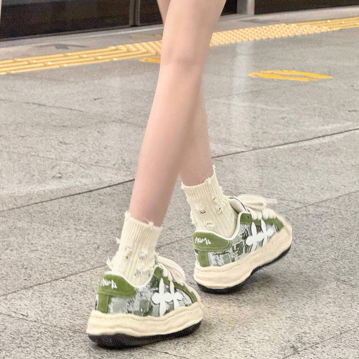 Men's & Women's Of Clover Series Platform Elevator Trendy Couples Men's Board Shoes