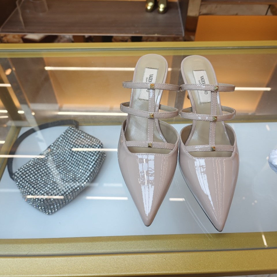 High V Home Small Rivet Thin Heels