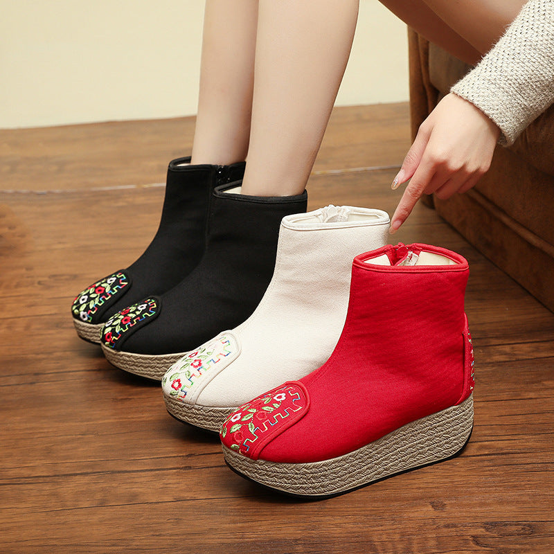Women's Ethnic Style Fleece-lined Cotton Plain Ancient National Fashion Embroidery Women's Shoes