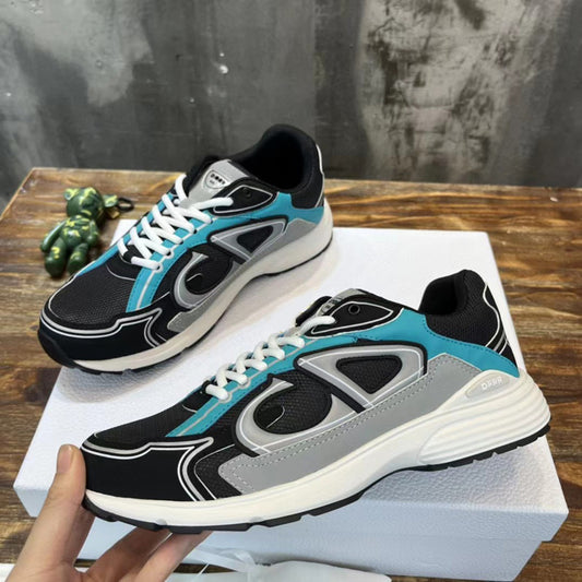 Women's & Men's Head Sports Leisure Low Top Board Sneakers