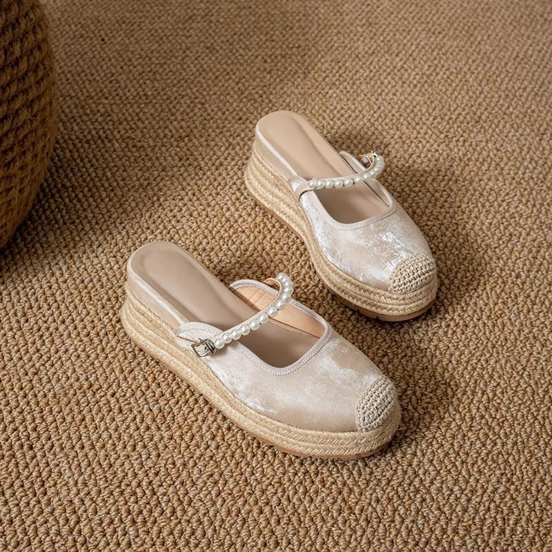 Women's Closed Toe Summer Outer Wear Thick Bottom Slippers