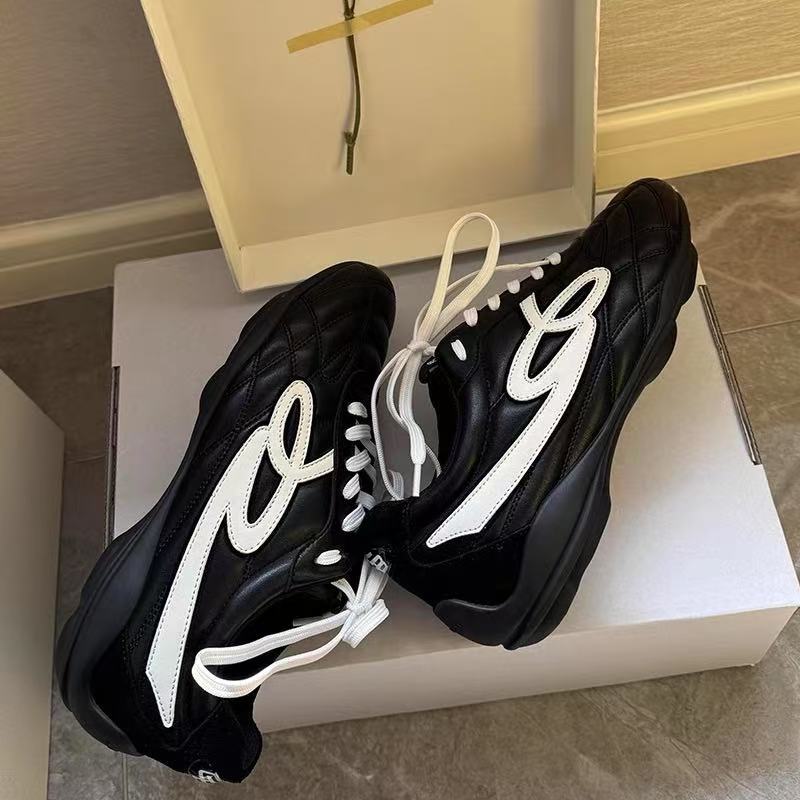 Women's Wandering Black Ballet Training Retro Sports Sneakers