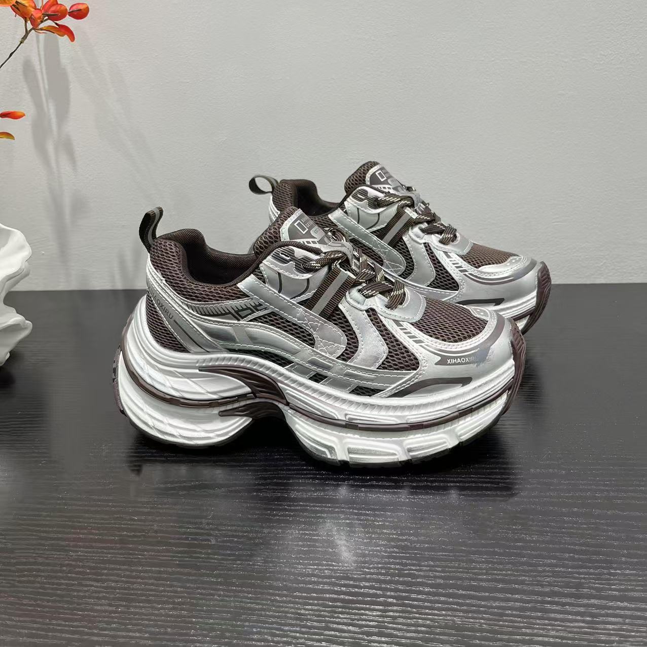 Women's Heightened Daddy Mesh Breathable Outdoor Leisure Sneakers