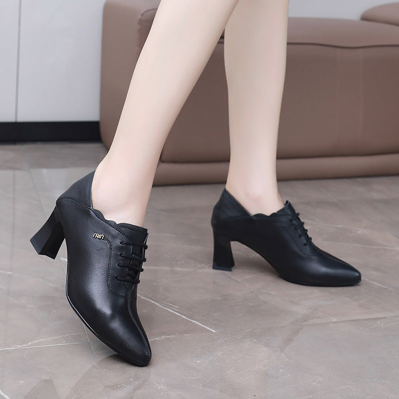 Women's Simple Versatile Cowhide Soft Bottom Size Women's Shoes
