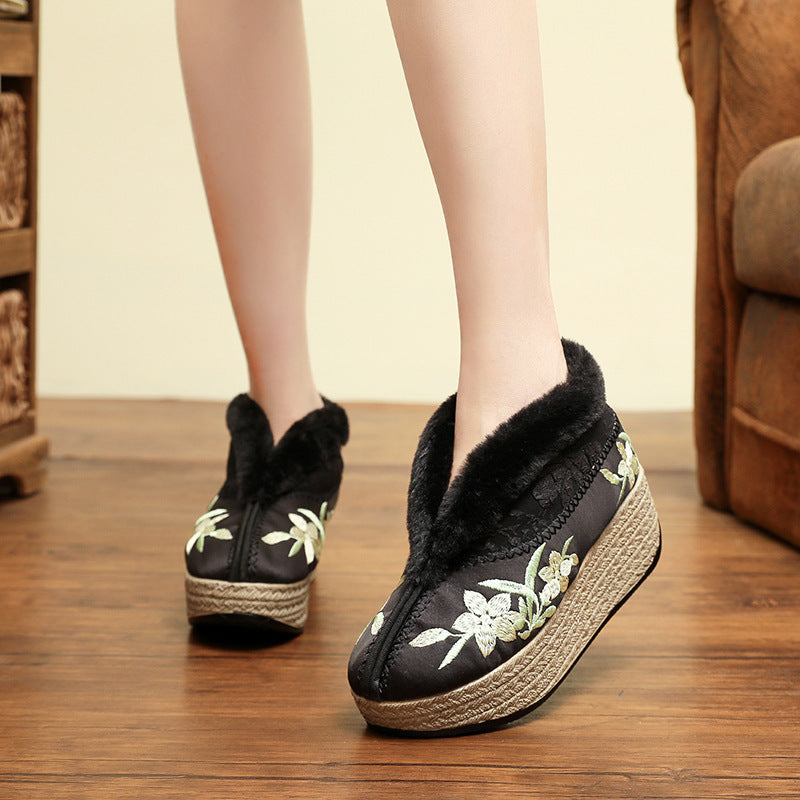 Women's Thick-soled Ethnic Embroidered Trendy Slip-on Women's Shoes