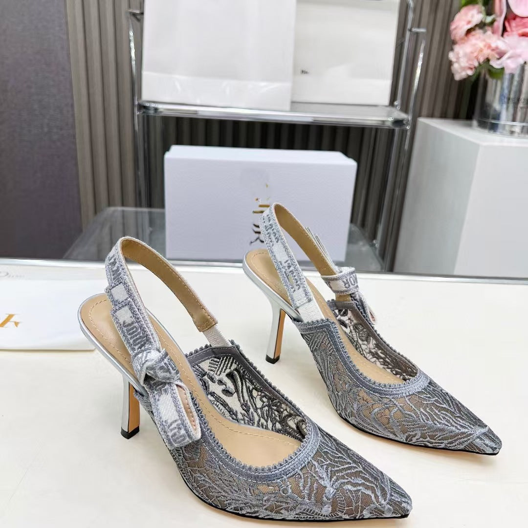 Women's Lace Electric Embroidery Fashion High Closed Heels