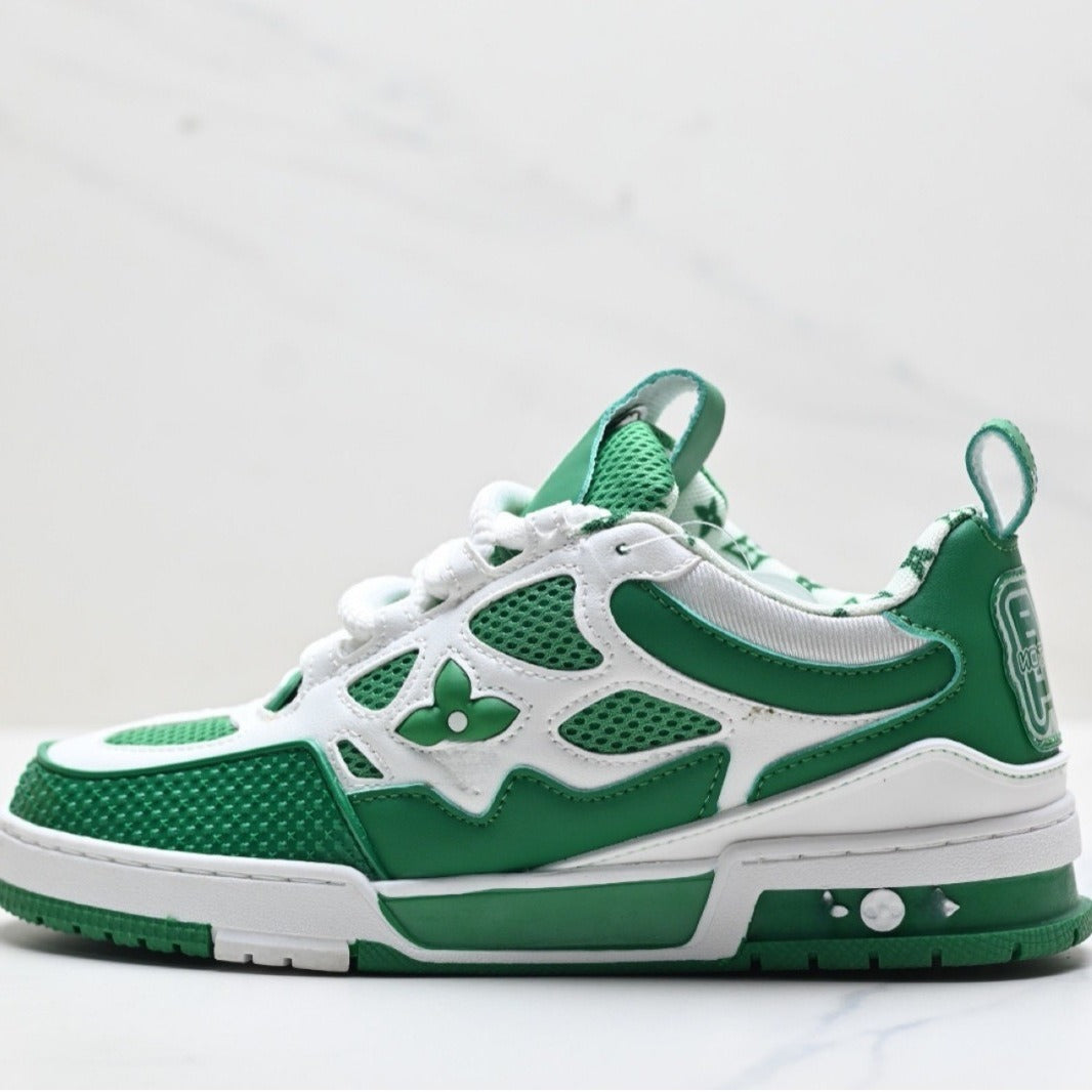Women's & Men's Moving Retro Couple White Fashionable Market Men's Board Shoes