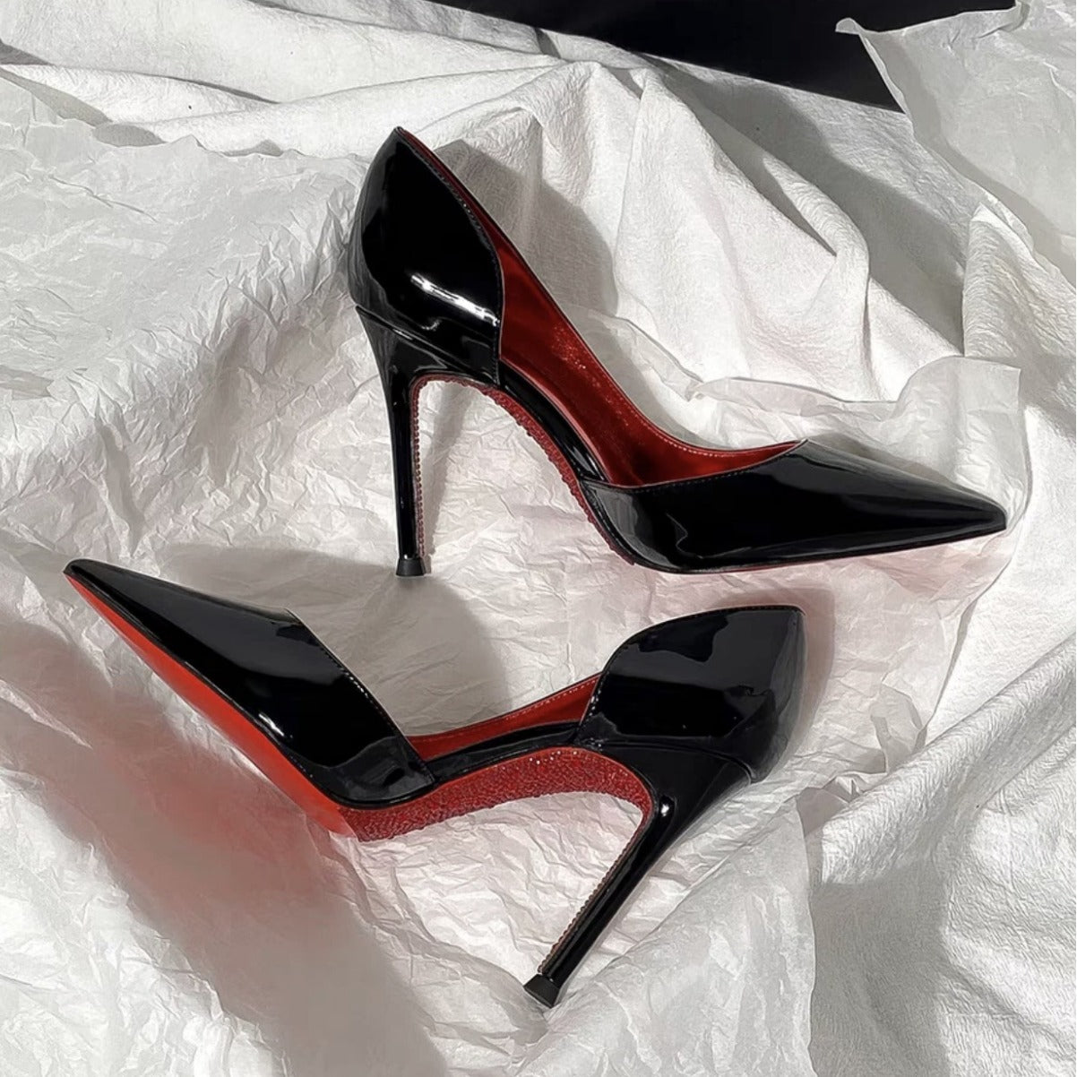 With Diamond Low-cut High Fine Black Side Women's Shoes