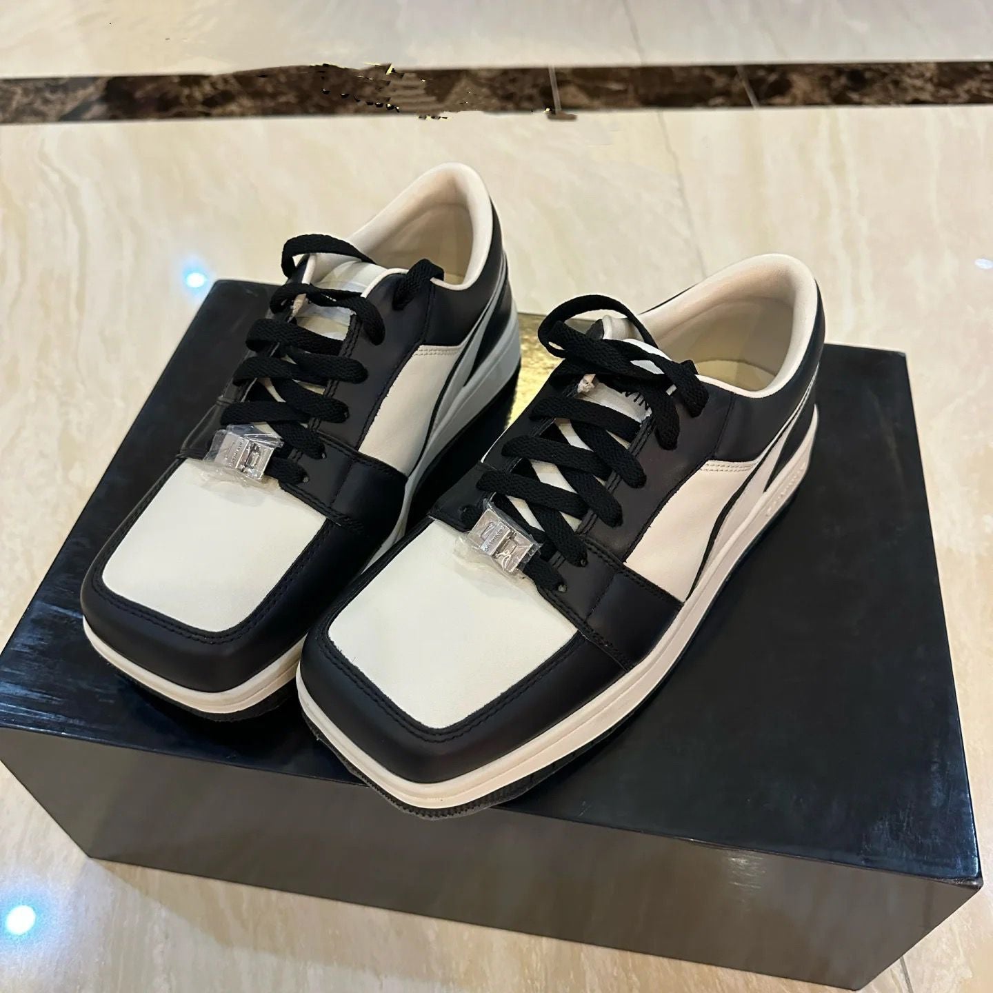 Women's & Men's Square Toe Contrast Color Version Flat Casual Shoes