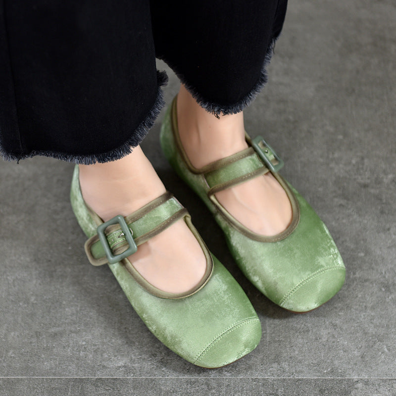 Women's Two Pairs Of Chinese Silk Genuine Shallow Mouth Soft Casual Shoes