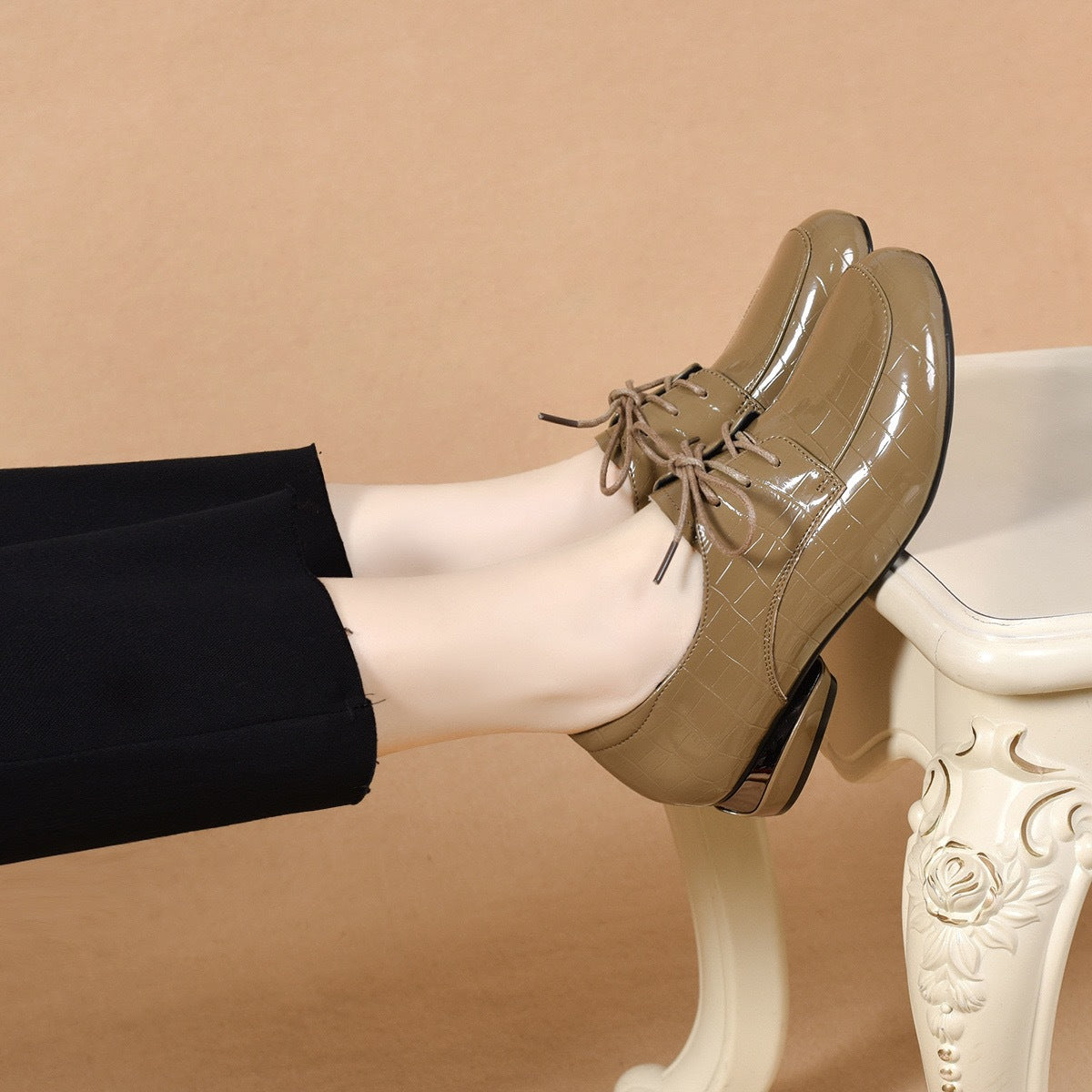 Women's Spring Patent Chunky Deep Mouth British Style Mid Authentic Women's Fashion Shoes