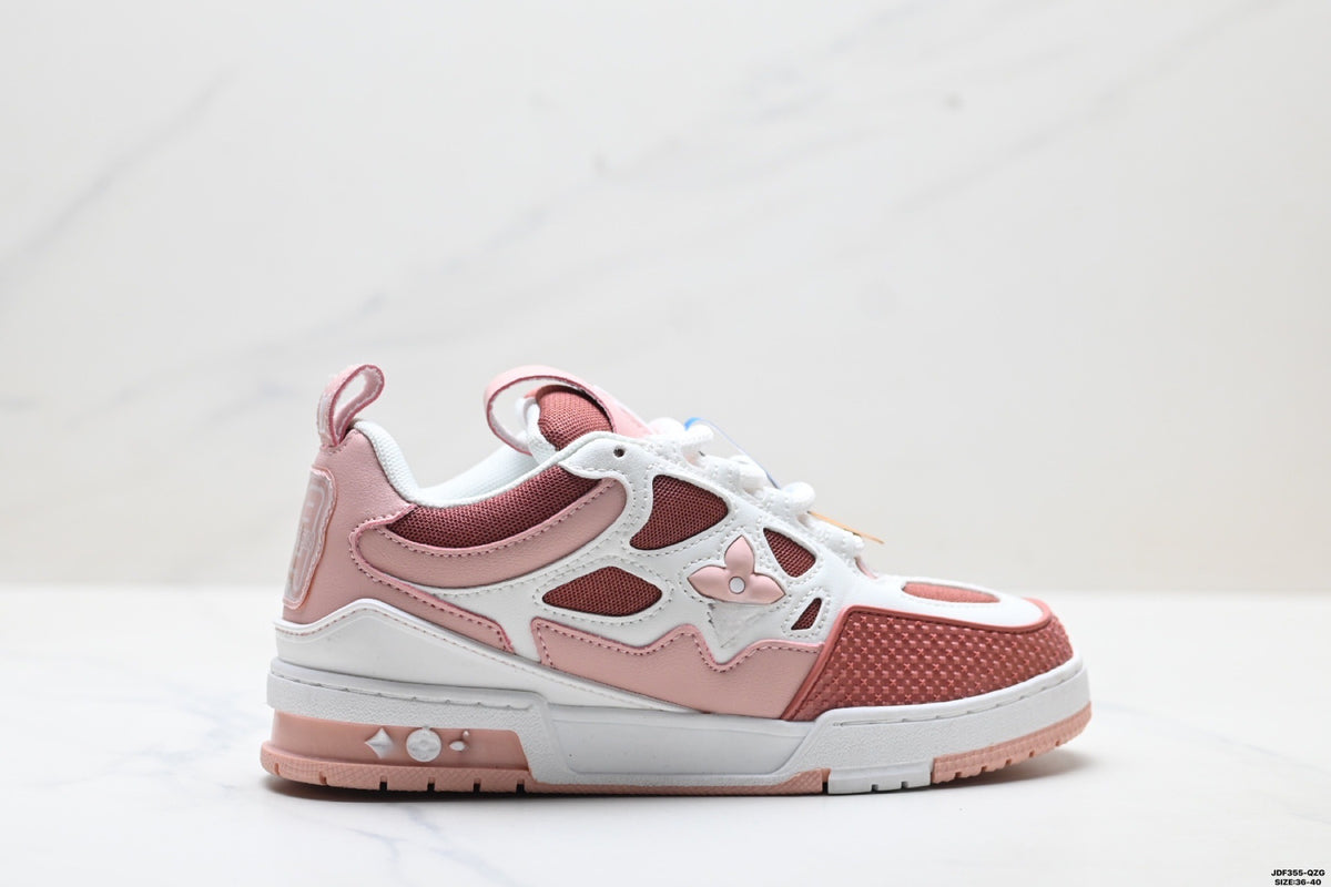 Women's & Men's Moving Retro Couple White Fashionable Market Men's Board Shoes