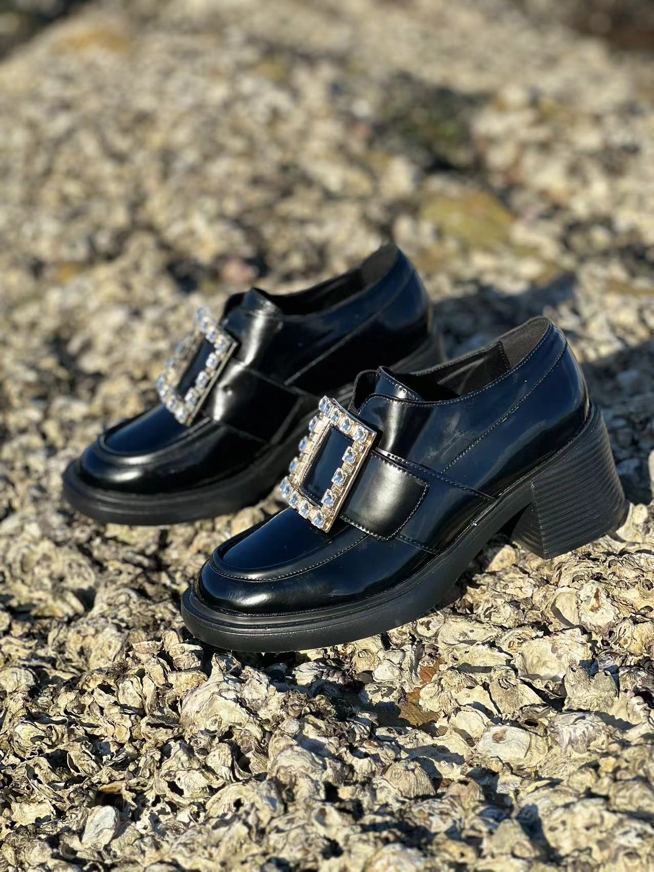 Women's Patent Square Buckle Small Genuine Elevator Casual Shoes