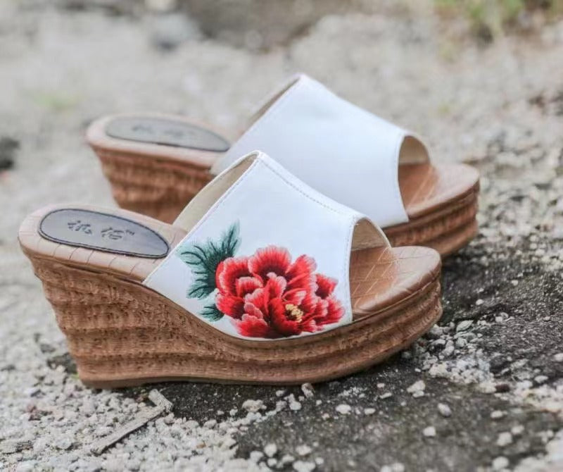 Platform Sponge Cake Embroidered Wedge Peep Heels