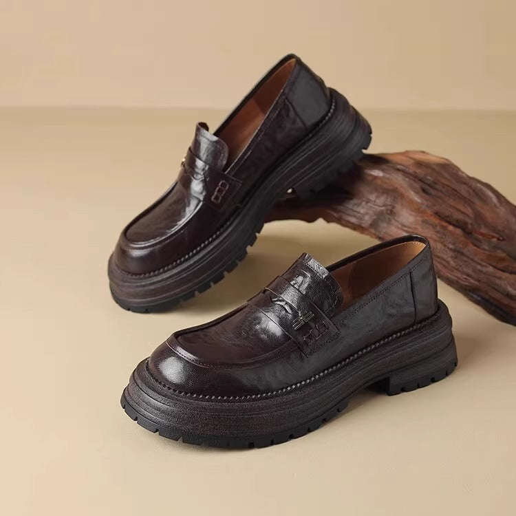 Women's Soft Sheepskin Genuine Pumps Retro British Loafers