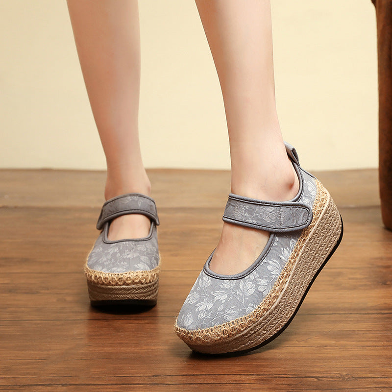 Four Plain Ancient Style National Fashion Canvas Shoes