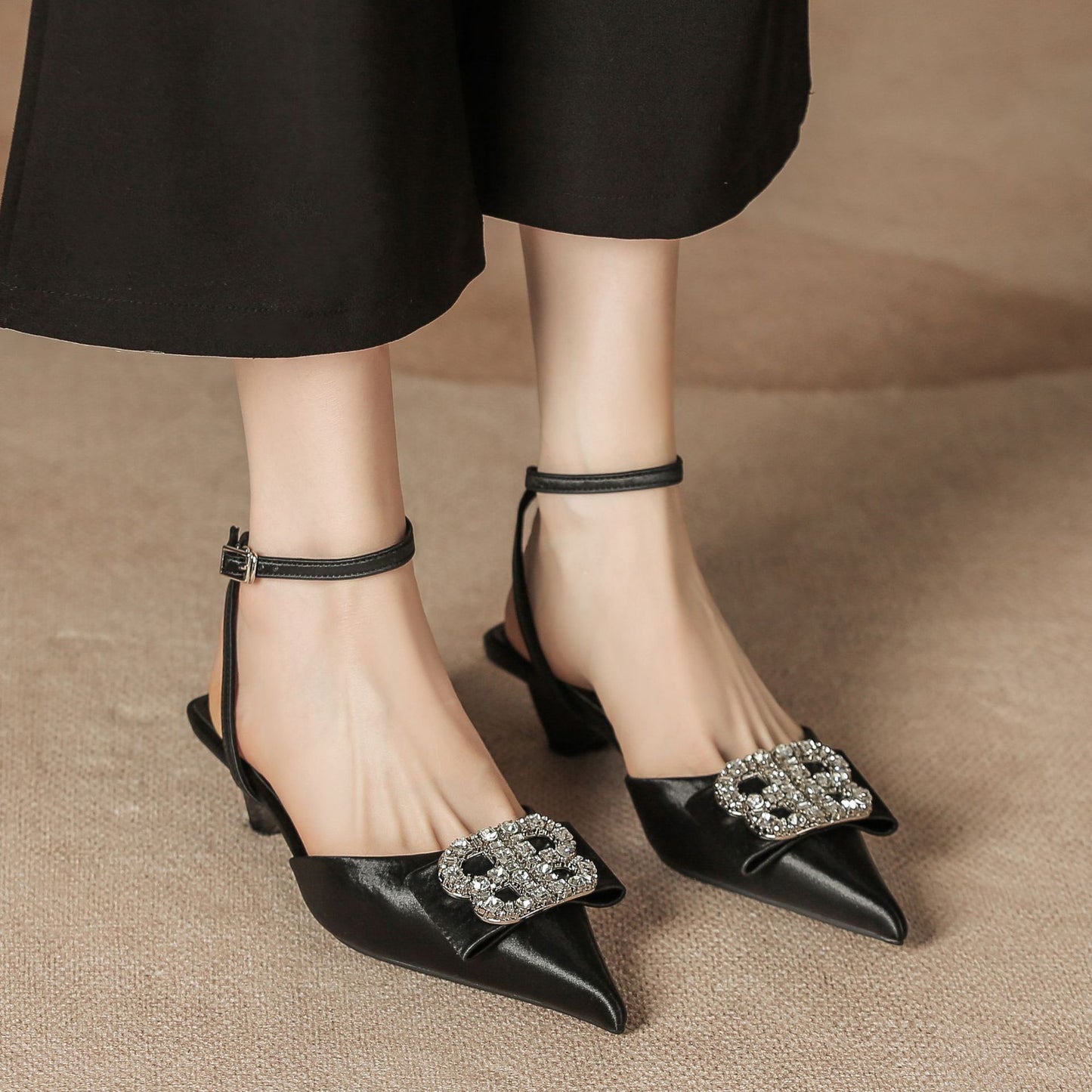 Women's Sier High Box Hollow Special Big Rhinestone Ornament Heels